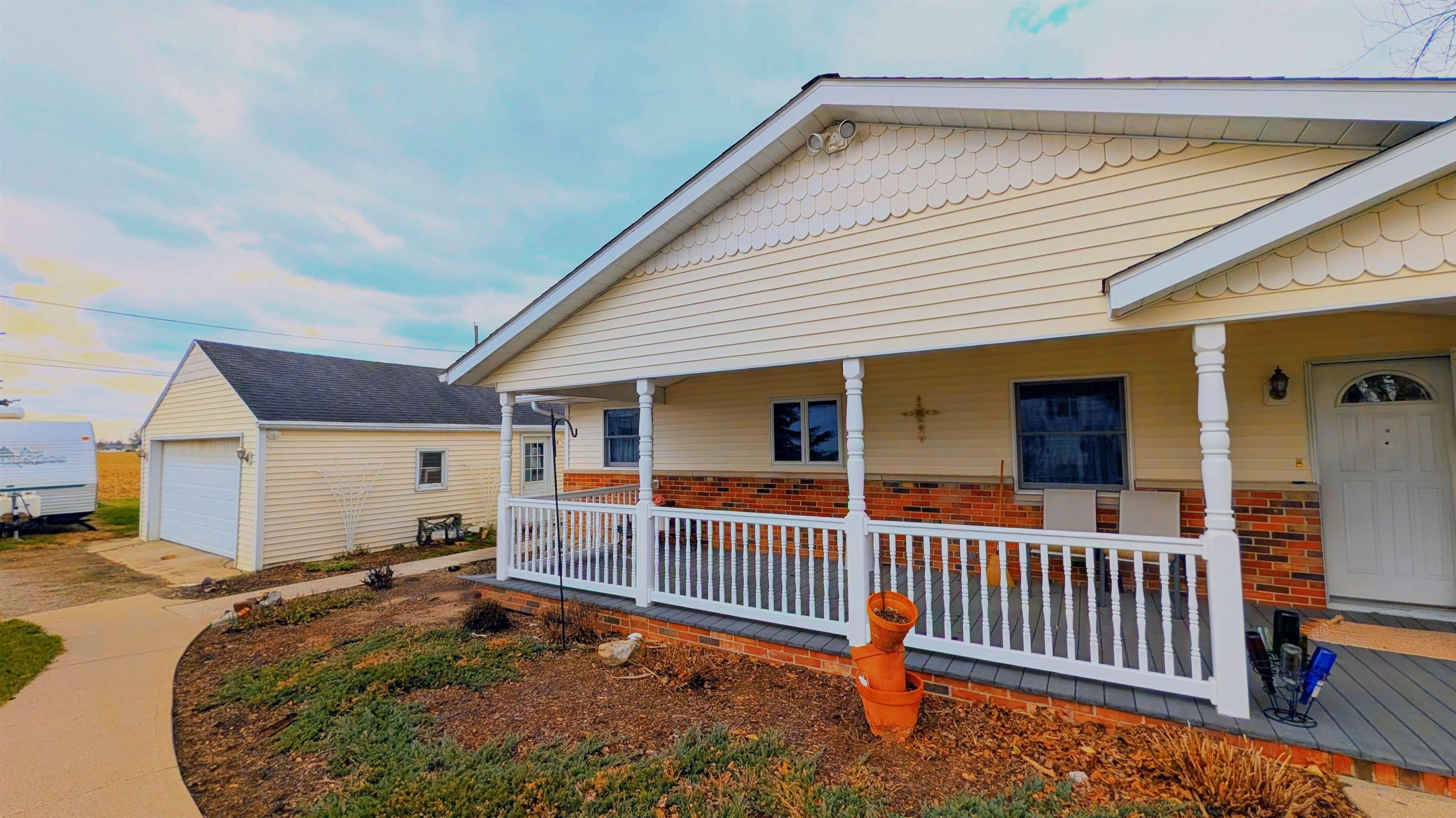 10838 Hoagland Road Hoagland, IN 46745 - Photo 5 of 32