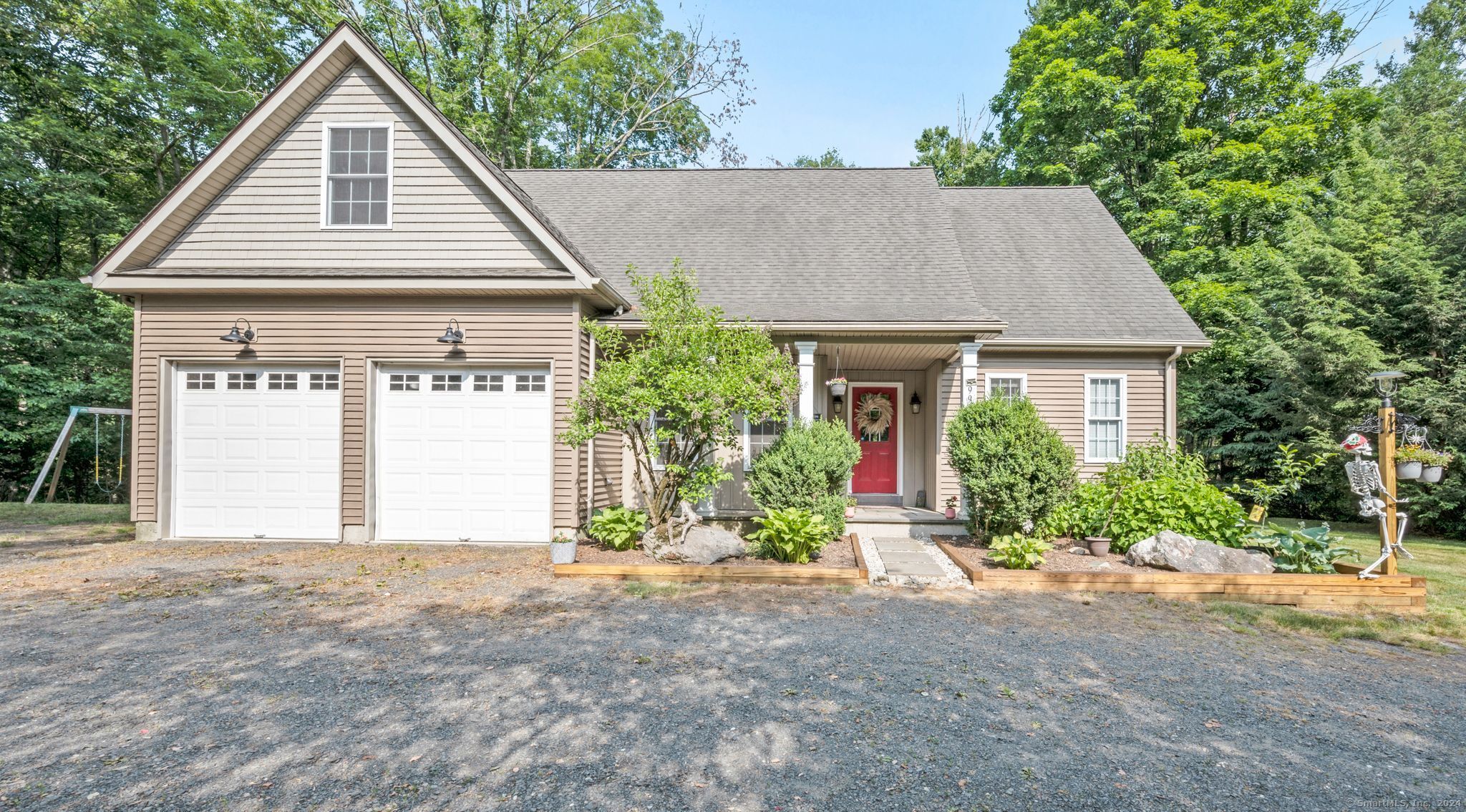 990 Washington Road Woodbury, CT 06798 - Photo 1 of 1 Welcome to 990 Washington Dr :)