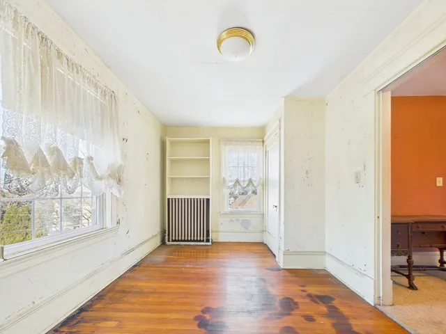 $525,000 | 889 High Street, Fall River, MA 02720