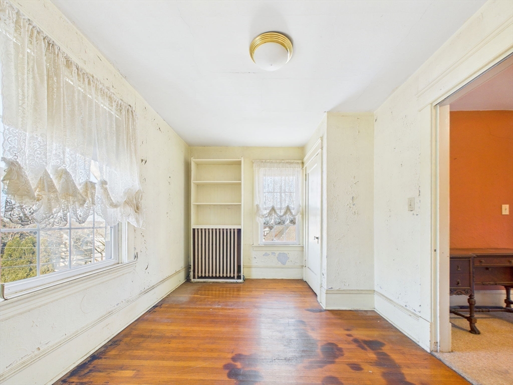 889 High Street Fall River, MA 02720 - Photo 12 of 20