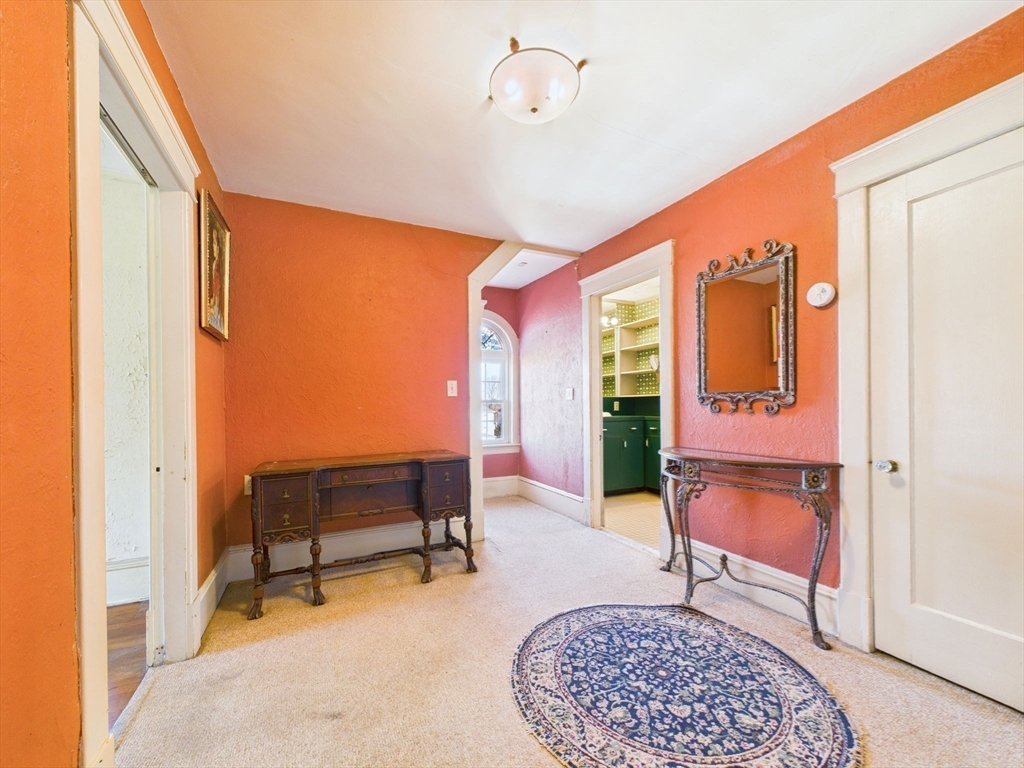 889 High Street Fall River, MA 02720 - Photo 14 of 20