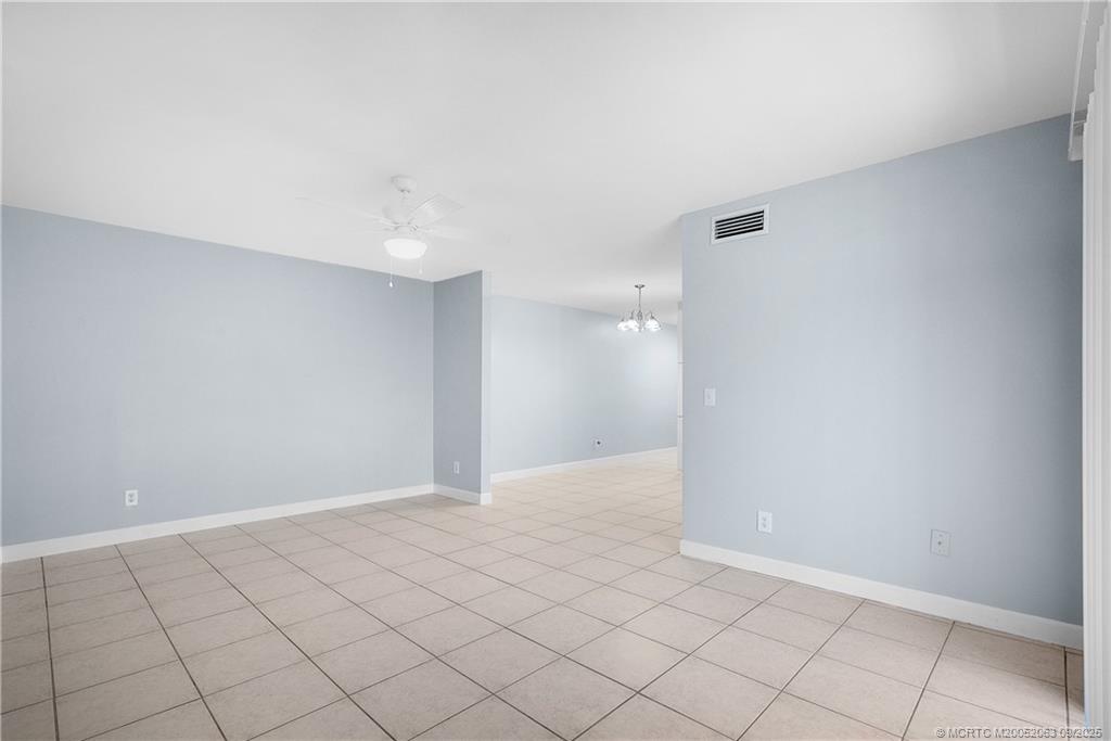 333 Southeast Martin Avenue, Unit 1A Stuart, FL 34996 - Photo 8 of 23 a view of an empty room