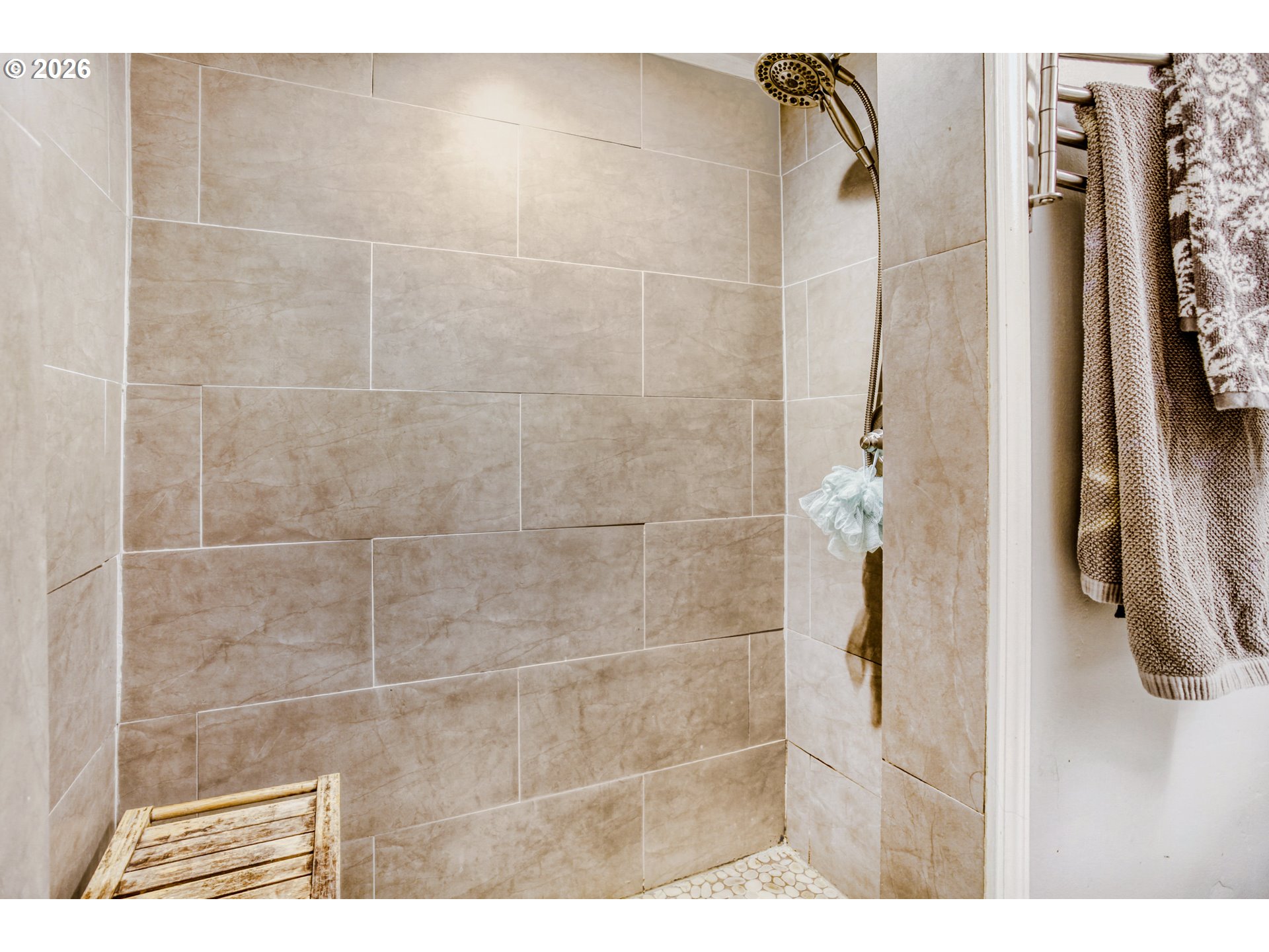 5745 Southwest Old Scholls Ferry Road Portland, OR 97225 - Photo 17 of 30 Bathroom, Attached