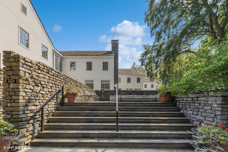 15360 Lakeshore Road Lakeside, MI 49116 - Photo 34 of 51 33_15360LakeshoreRd_85_Patio_LowRes