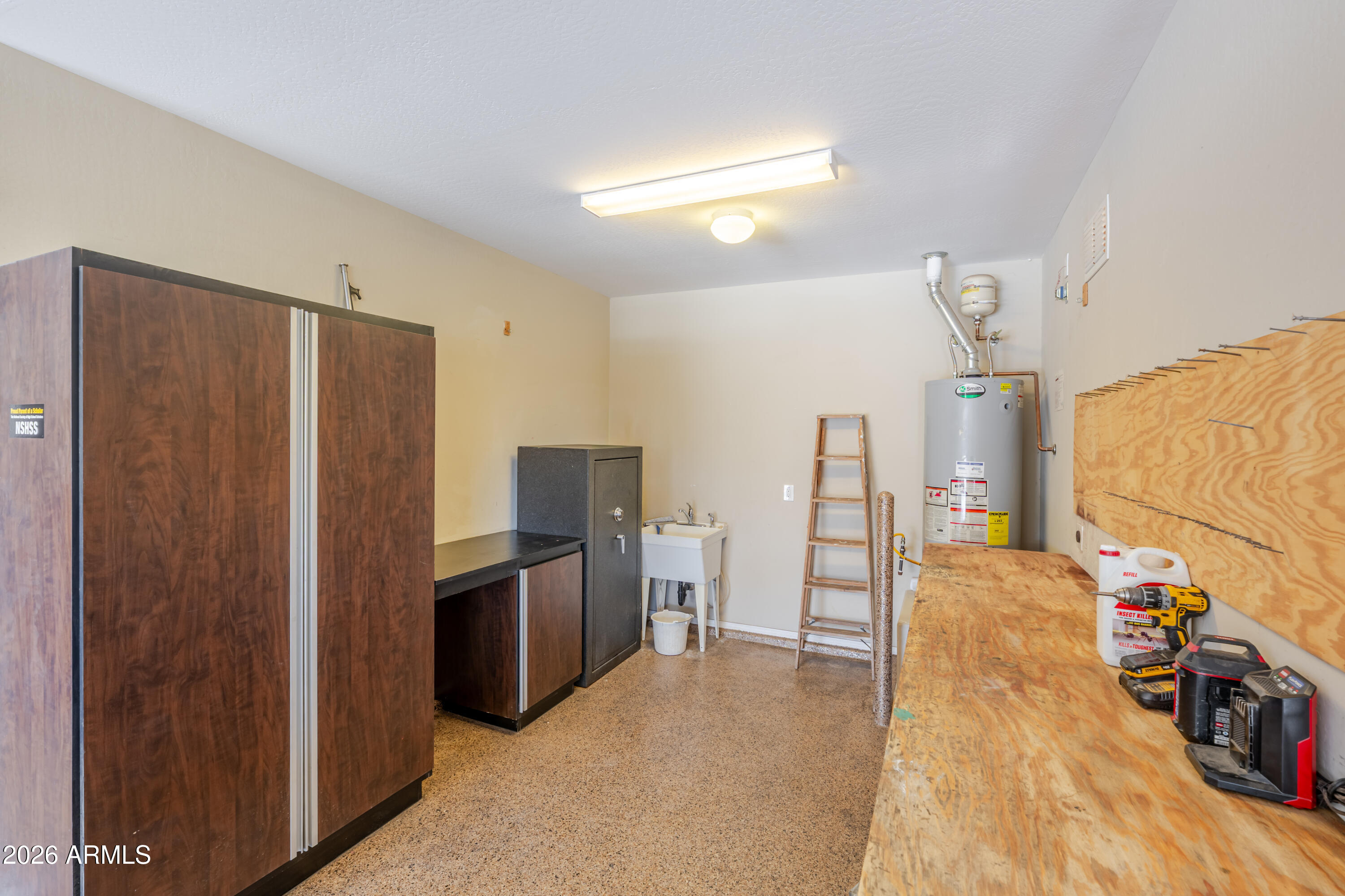 17484 West Bajada Road Surprise, AZ 85387 - Photo 19 of 31 Bajada00032
