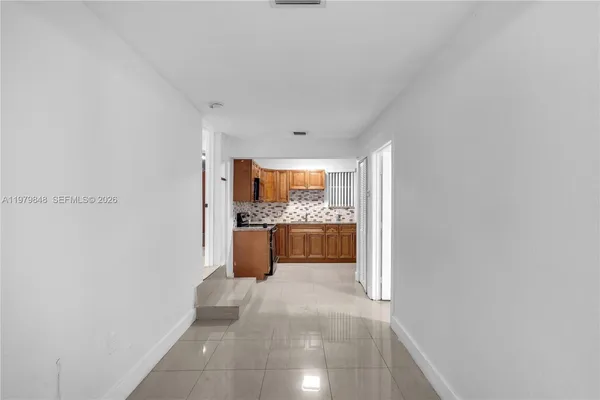 $1,950 | 1064 Northwest 103rd Street, Unit 1066, Miami, FL 33150