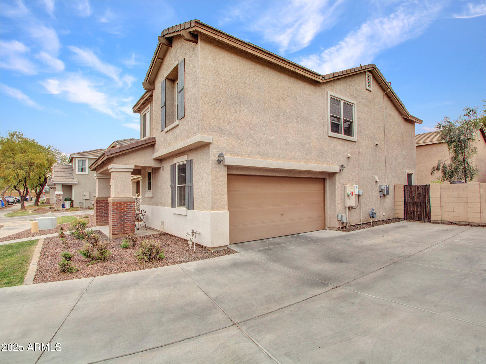 2307 East Pecan Road Phoenix, AZ 85040 - Photo 3 of 45 01-Front--(3)