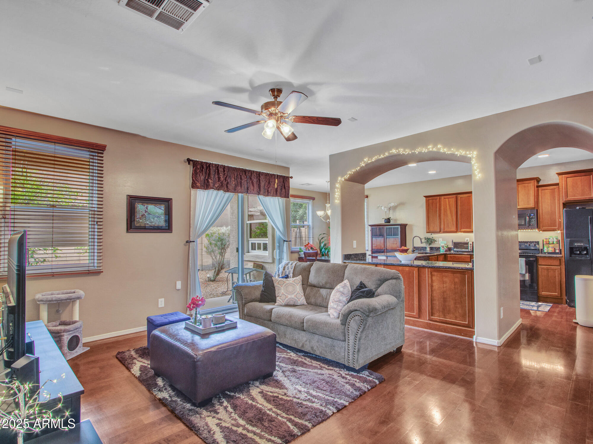 2307 East Pecan Road Phoenix, AZ 85040 - Photo 8 of 45 03-Living-room-(1)