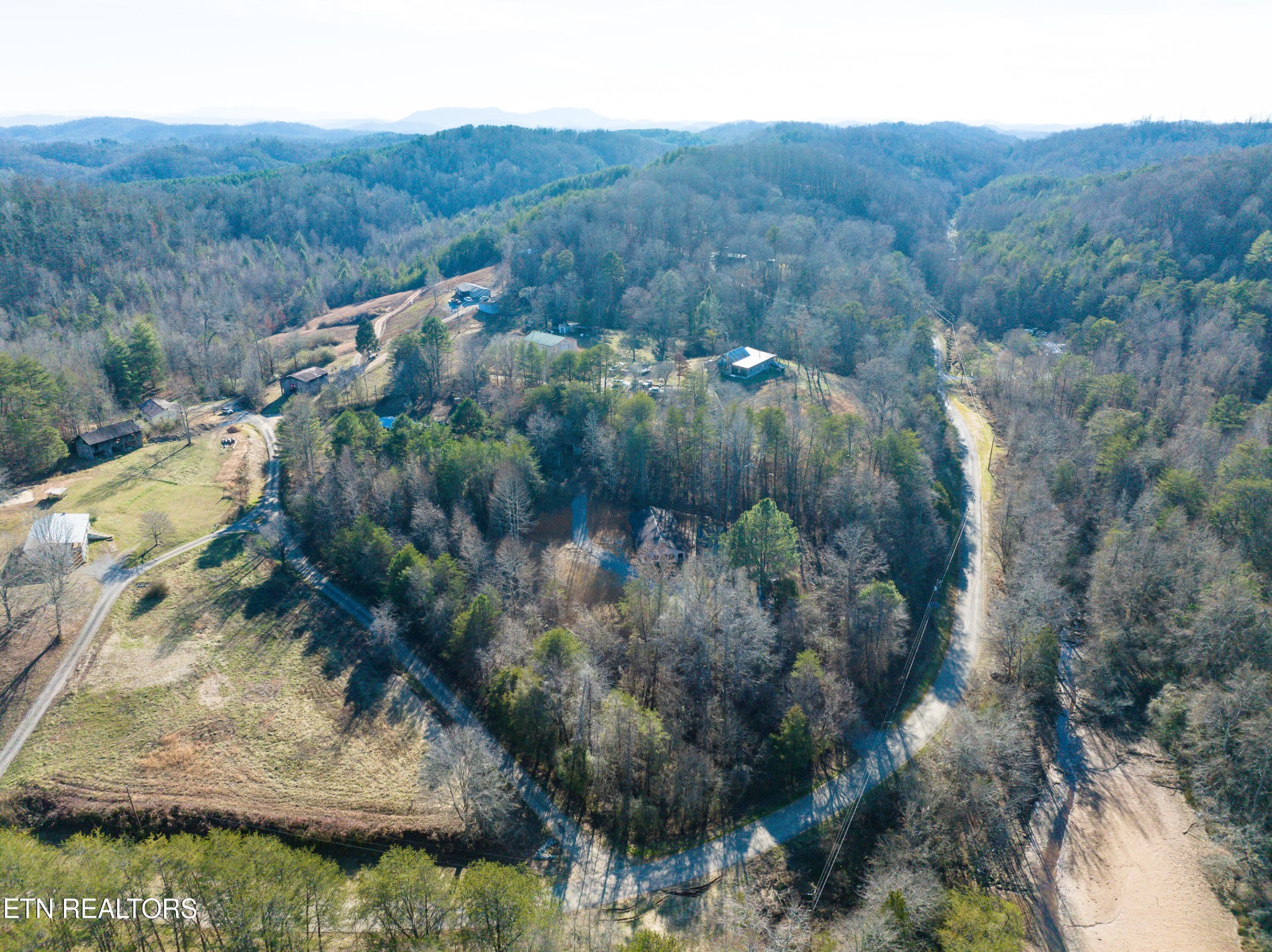 254 Howards Chapel Road Vonore, TN 37885 - Photo 21 of 22 Gallery Image 21