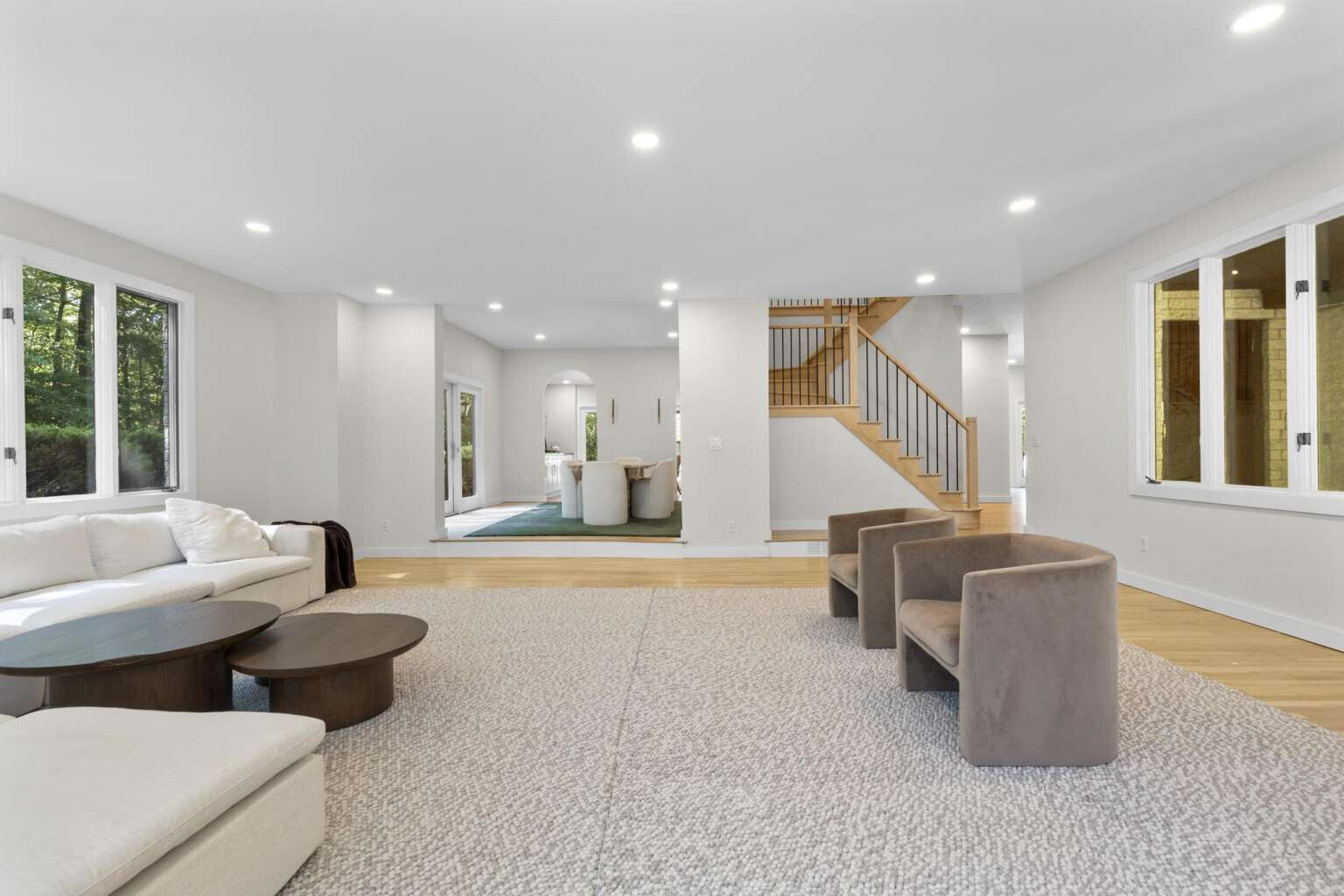 40 Old Quarry Road Woodbridge, CT 06525 - Photo 8 of 39 a living room with furniture and a large window