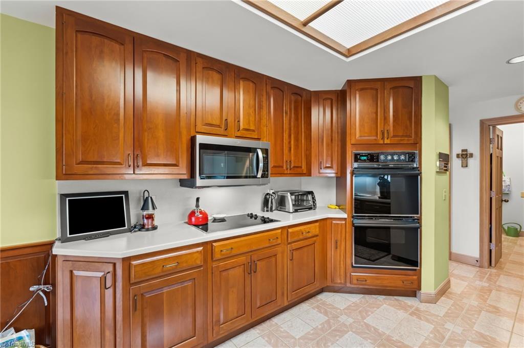 1307 Gilbrook Court High Point, NC 27262 - Photo 12 of 34