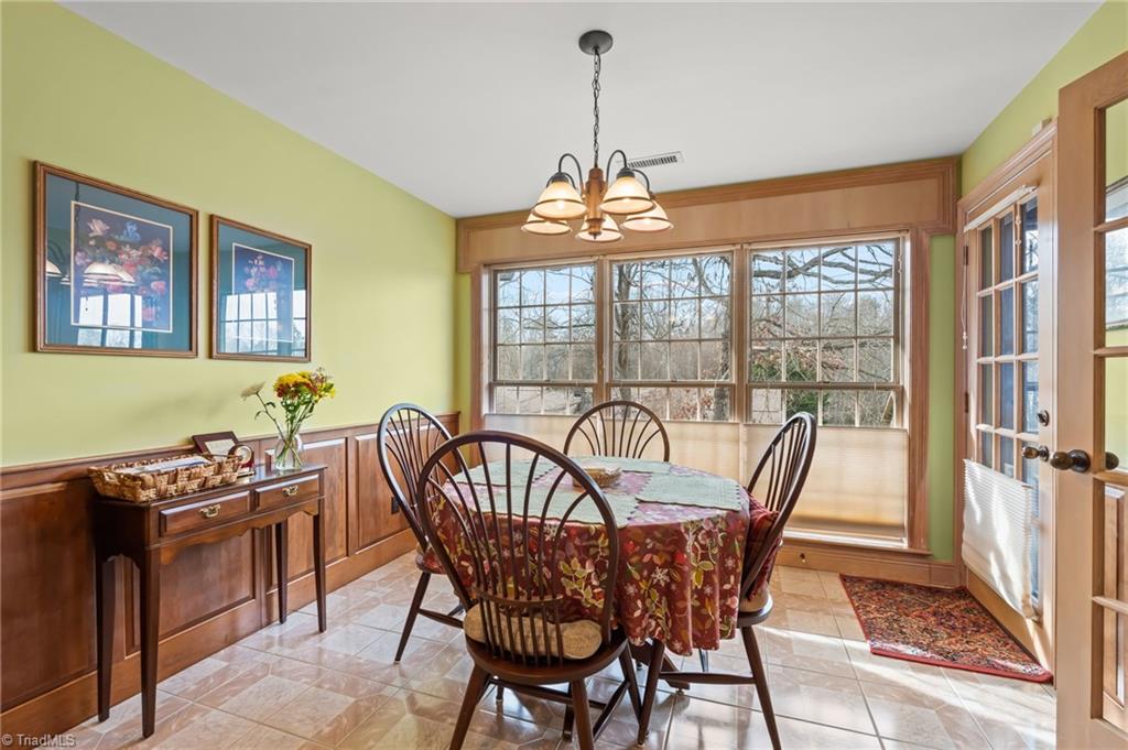 1307 Gilbrook Court High Point, NC 27262 - Photo 15 of 34