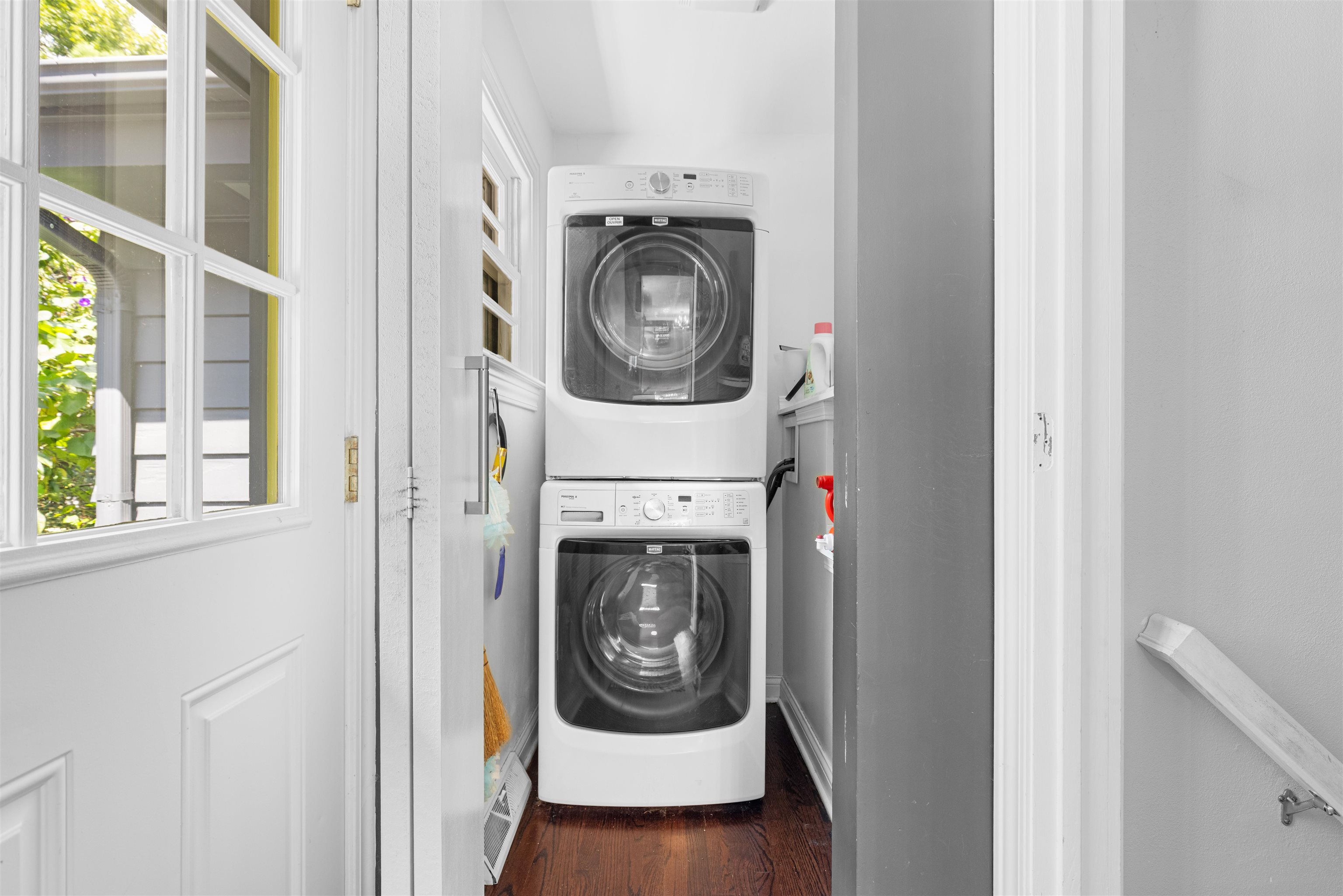 2008 Whitehall Road Rockford, IL 61107 - Photo 10 of 29 Gallery Image 10