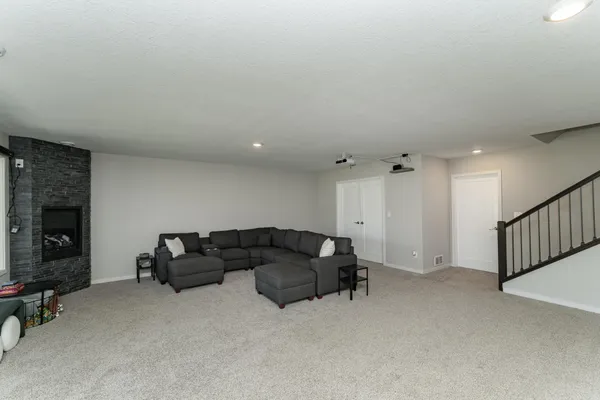 $629,900 | 1639 Hadley Creek Drive Northeast, Rochester, MN 55906