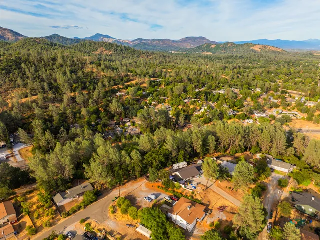 $49,900 | 3670-3680 Ouray Street, Shasta Lake, CA 96019