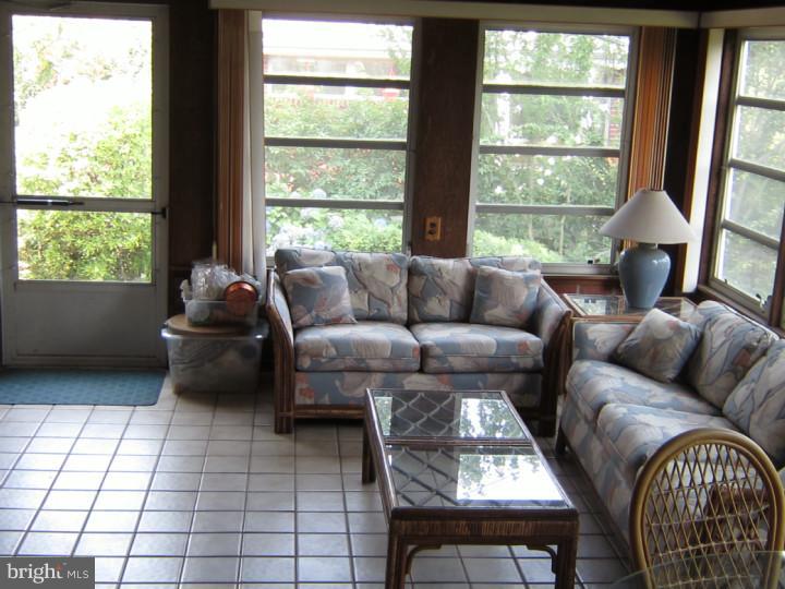 723 Rhoads Drive Springfield, PA 19064 - Photo 6 of 9