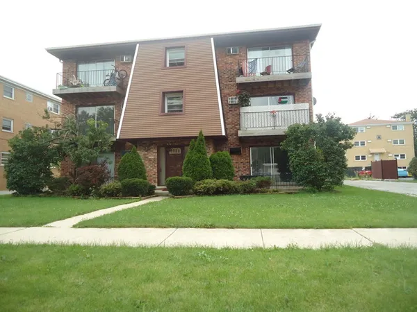 $1,400 | 8149 83rd Place, Unit 1, Justice, IL 60458
