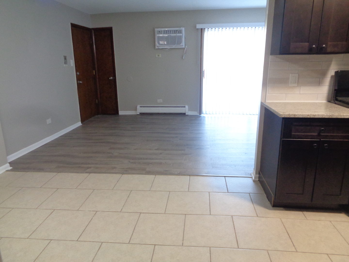 8149 83rd Place, Unit 1 Justice, IL 60458 - Photo 4 of 9