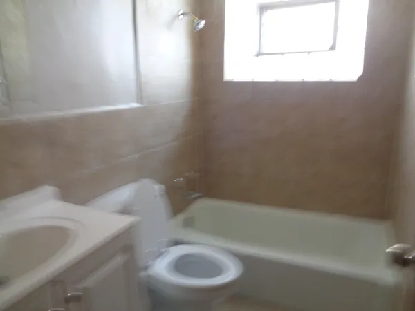 $1,400 | 8149 83rd Place, Unit 1, Justice, IL 60458