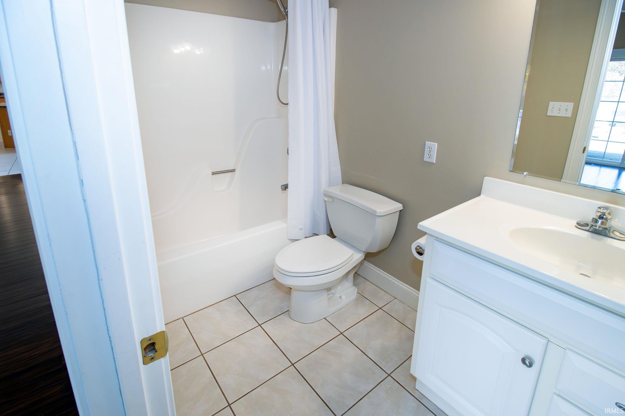 5830 Gardner Road Chandler, IN 47610 - Photo 21 of 36