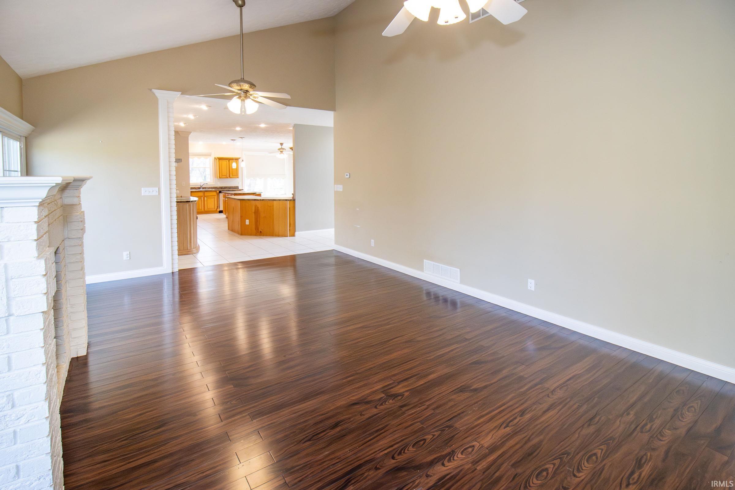 5830 Gardner Road Chandler, IN 47610 - Photo 9 of 36