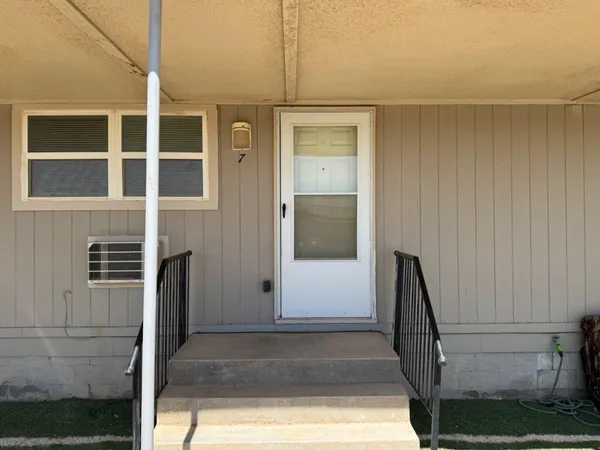 $550 | 5909 East F M 40, Unit 7, Lubbock, TX 79403