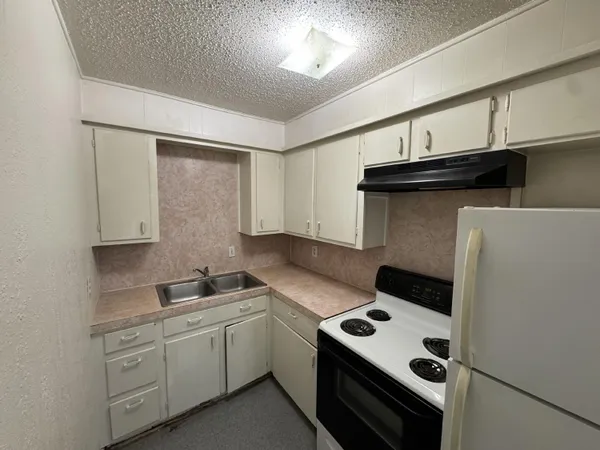 $550 | 5909 East F M 40, Unit 7, Lubbock, TX 79403