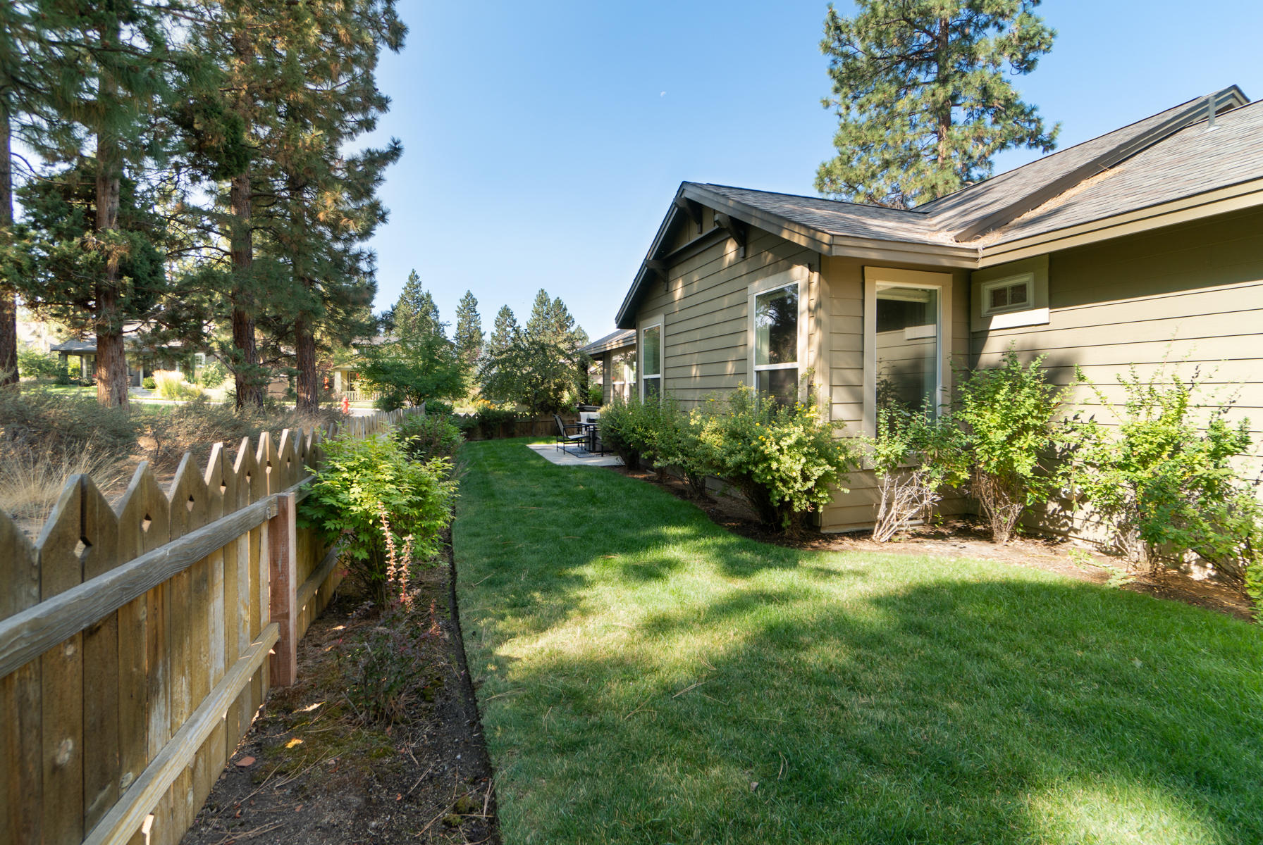 61433 Davis Lake Loop Bend, OR 97702 - Photo 23 of 31 ct-17