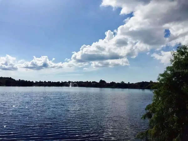 $2,450 | 9020 Lake Chase Island Way, Unit 9020, Tampa, FL 33626