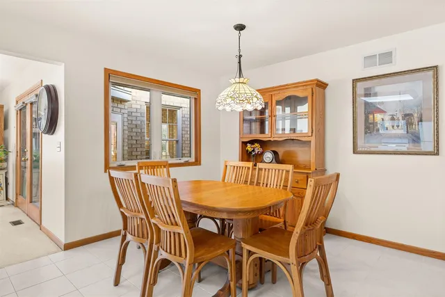 $339,000 | 1659 Dupont Avenue, Morris, IL 60450