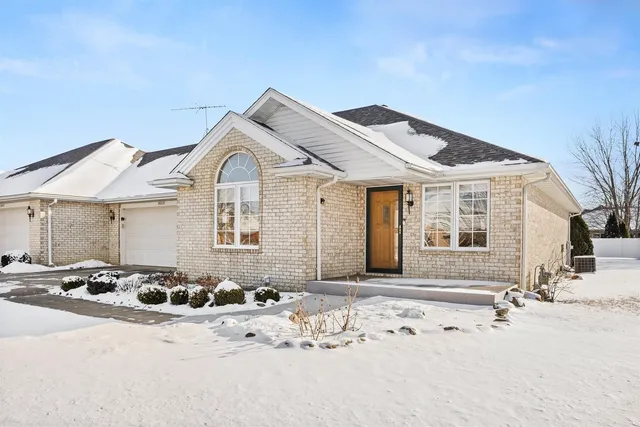 $339,000 | 1659 Dupont Avenue, Morris, IL 60450