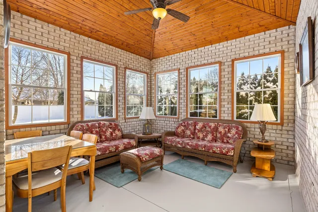 $339,000 | 1659 Dupont Avenue, Morris, IL 60450