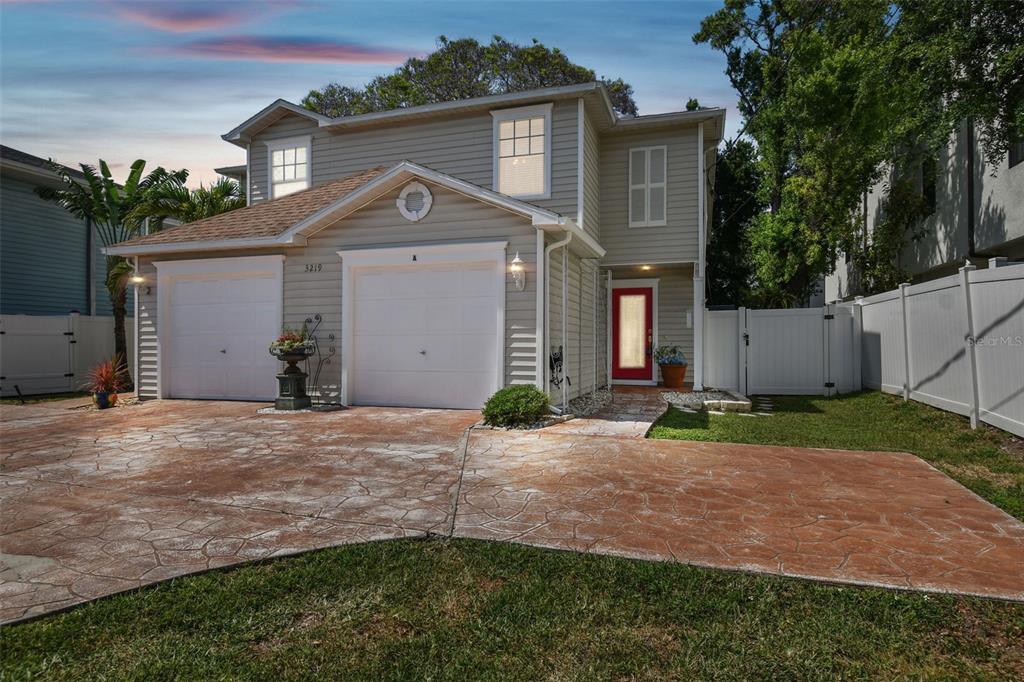 3219 West De Leon St Unit A