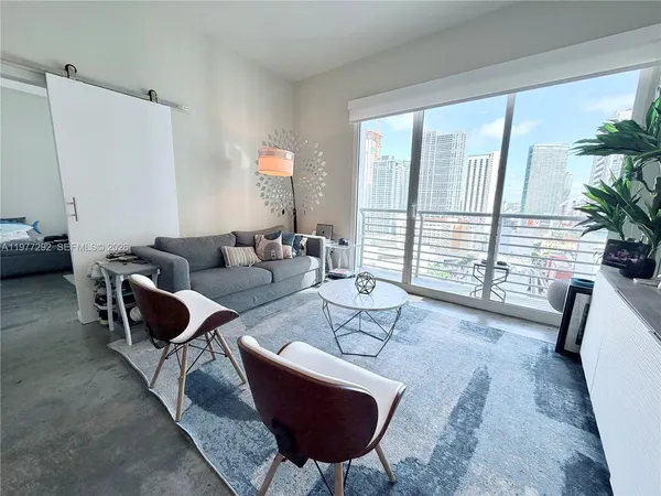 $2,600 | 133 Northeast 2nd Avenue, Unit 2009, Miami, FL 33132