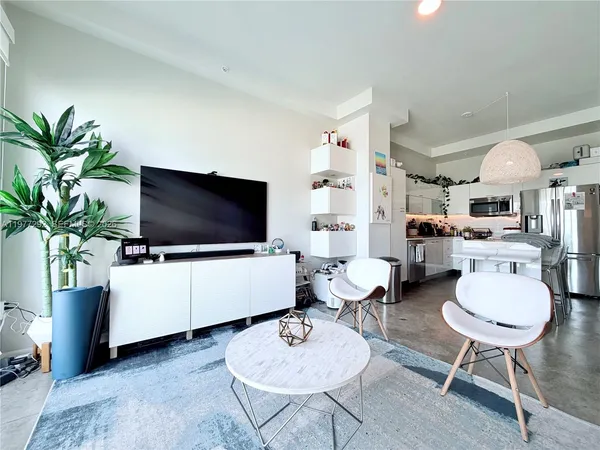 $2,600 | 133 Northeast 2nd Avenue, Unit 2009, Miami, FL 33132