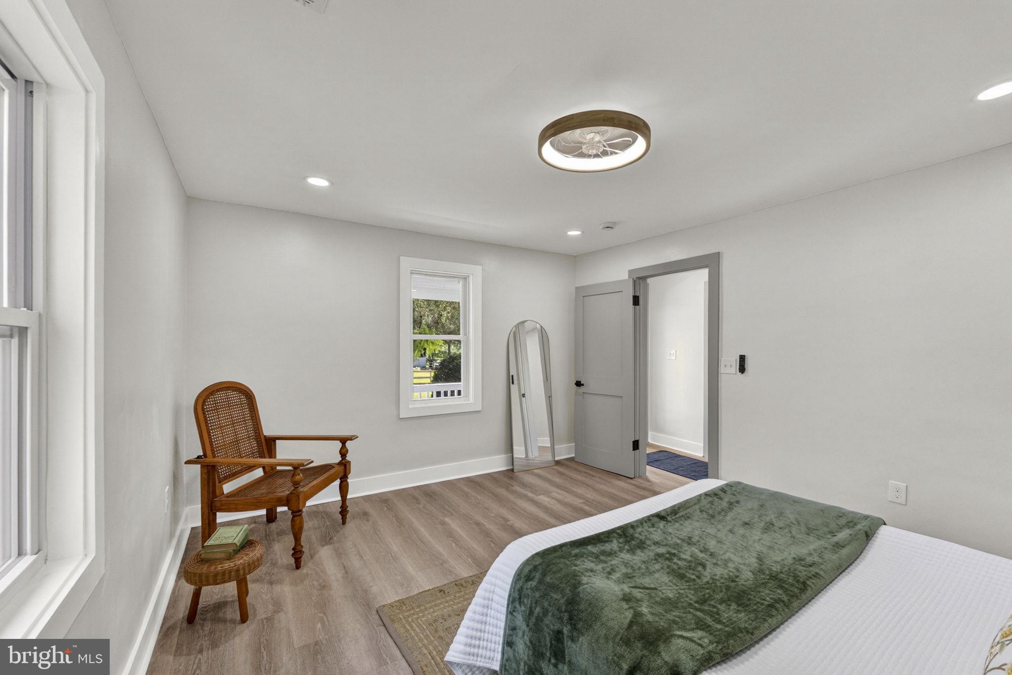 33960 Welbourne Road Upperville, VA 20184 - Photo 20 of 43 Bright and airy modern retreat.
