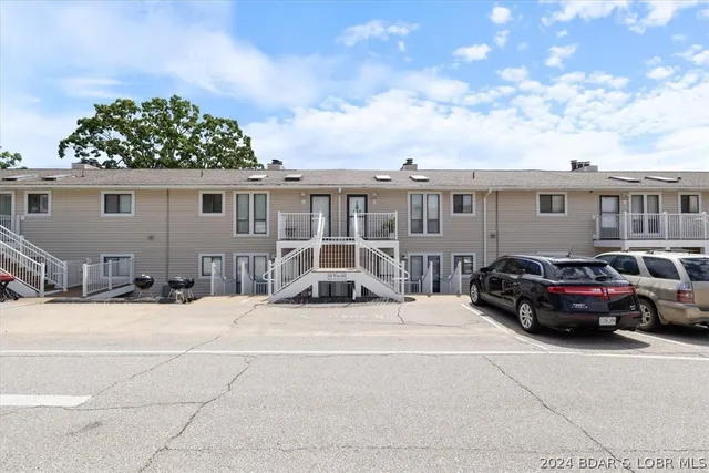 $345,000 | 821 Winn Road, Unit 10H, Osage Beach, MO 65065