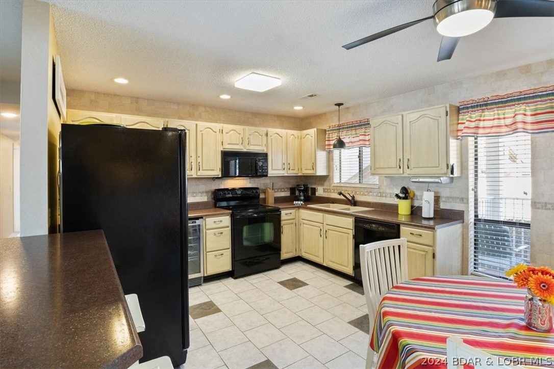 821 Winn Road, Unit 10H Osage Beach, MO 65065 - Photo 6 of 48