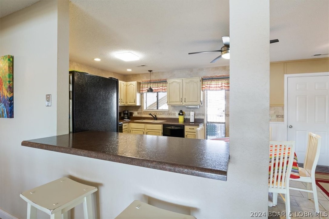 821 Winn Road, Unit 10H Osage Beach, MO 65065 - Photo 9 of 48