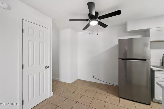 $995 | 2343 East Pueblo Avenue, Unit 4, Phoenix, AZ 85040