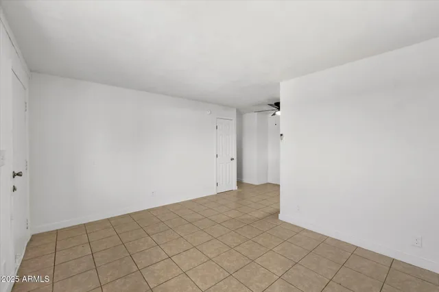 $995 | 2343 East Pueblo Avenue, Unit 4, Phoenix, AZ 85040