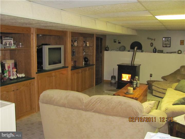 1629 7 Corner Road Perkasie, PA 18944 - Photo 8 of 15 Gallery Image 8