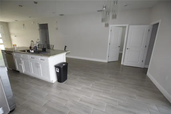 $1,900 | 642 Desmoines Court, Poinciana, FL 34759