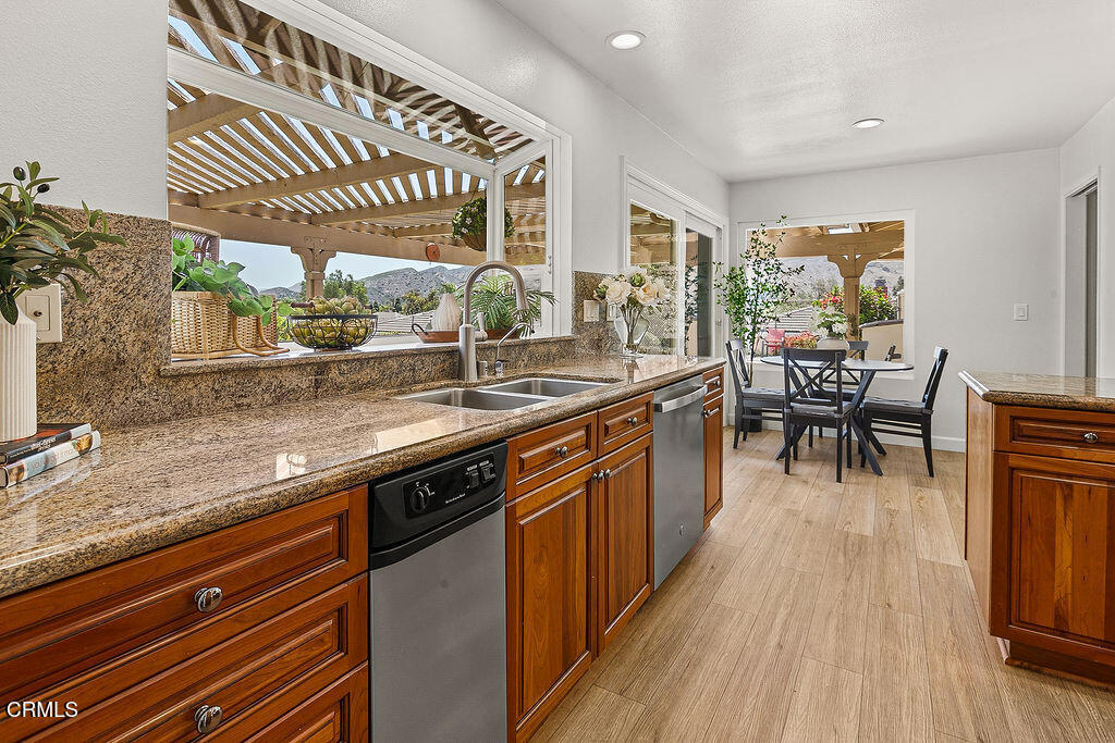 1538 San Rafael Way Camarillo, CA 93012 - Photo 41 of 58