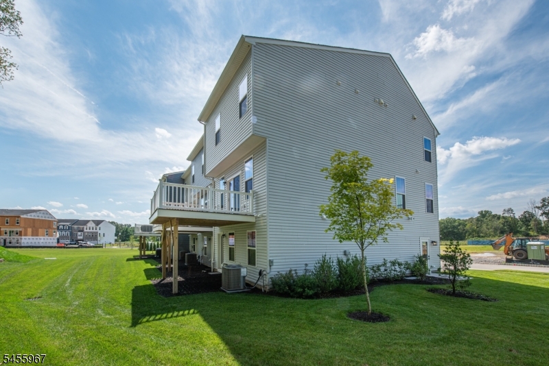 27 Silas Road Netcong, NJ 07857 - Photo 3 of 30 Gallery Image 3