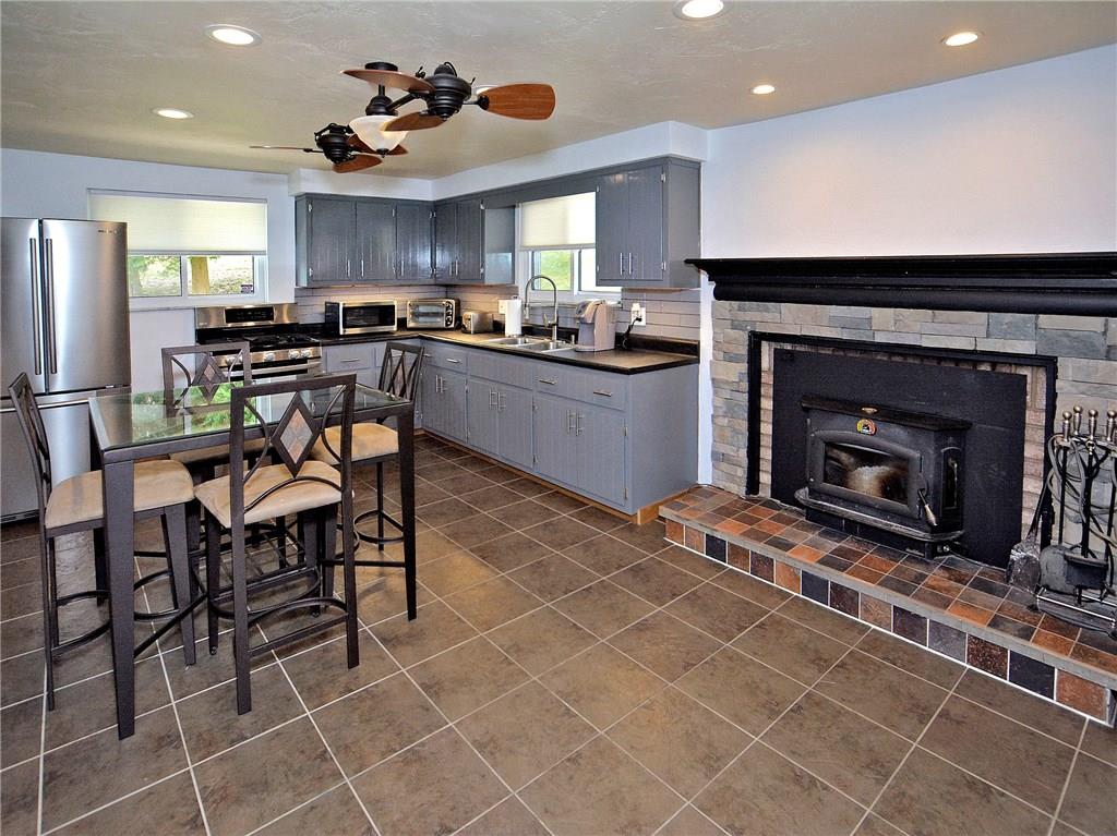 1495 Cavitt Road Monroeville, PA 15146 - Photo 5 of 21 Gallery Image 5