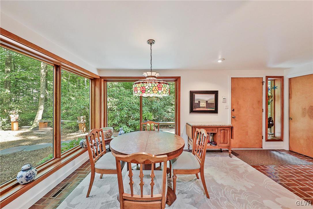 315 Brodt Road Bangor, PA 18013 - Photo 8 of 33 Gallery Image 8