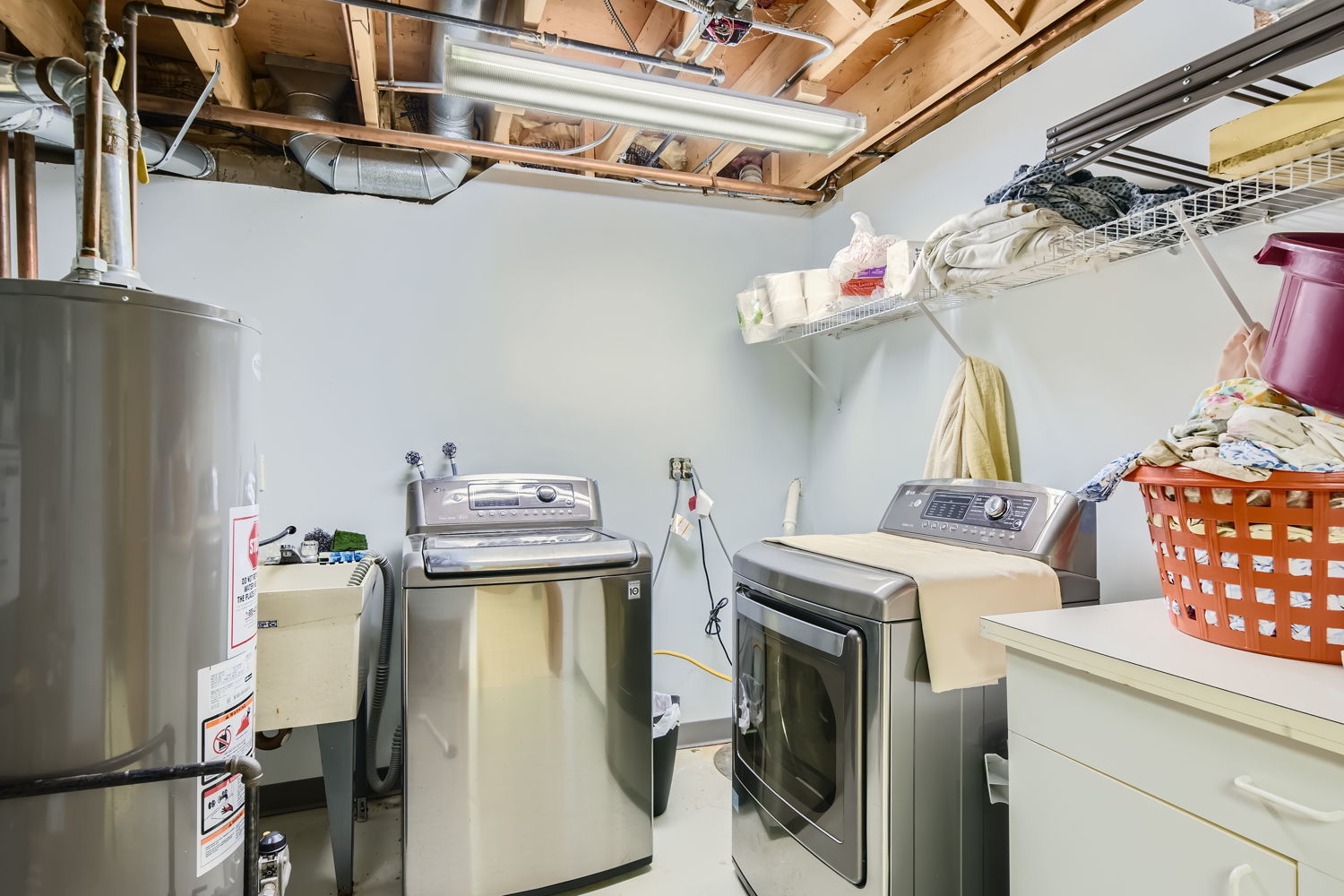 405 Wenbriar Square Addison, IL 60101 - Photo 16 of 17 a utility room with dryer and washer