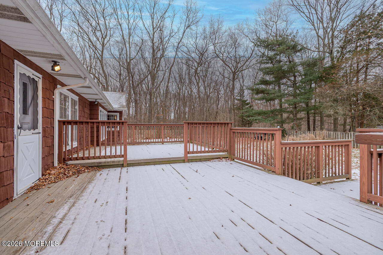 1046 Indian Hill Road Toms River, NJ 08753 - Photo 2 of 30 REAR DECK