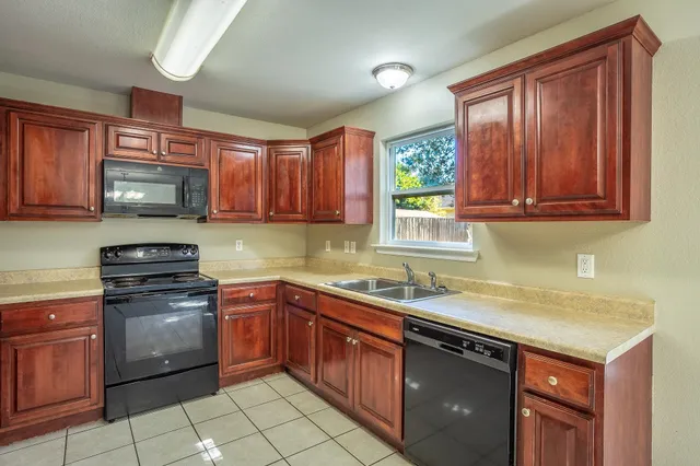 $231,000 | 91 Homan Point Avenue, Crawfordville, FL 32327